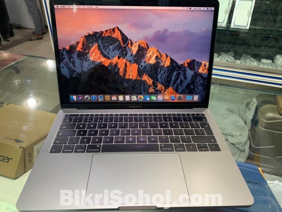 MacBook Pro Retina 2017_Intel Core i5 Processor_8GB Ram